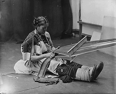 Zuni Weaver